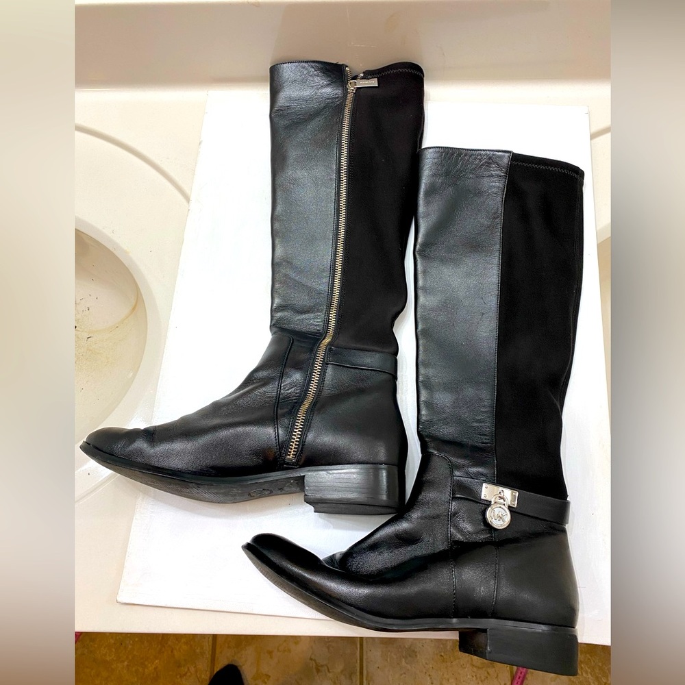 Michael KORS Hamilton ankle MK logo tall boots excellent condition size 7.5M